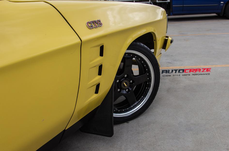 HOLDEN MONARO FR